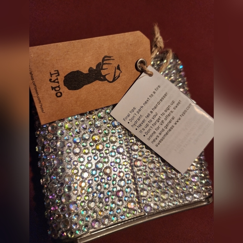 Typo Stainless Steel 6oz Bling Novelty Flask - Picture 4 of 5